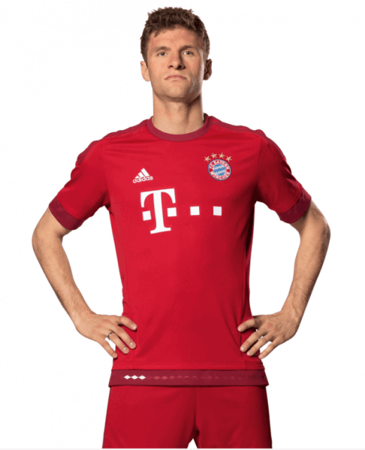 Simply Red: Das Heim-Trikot 2015/2016 des FC Bayern ist da! - nsign dot net